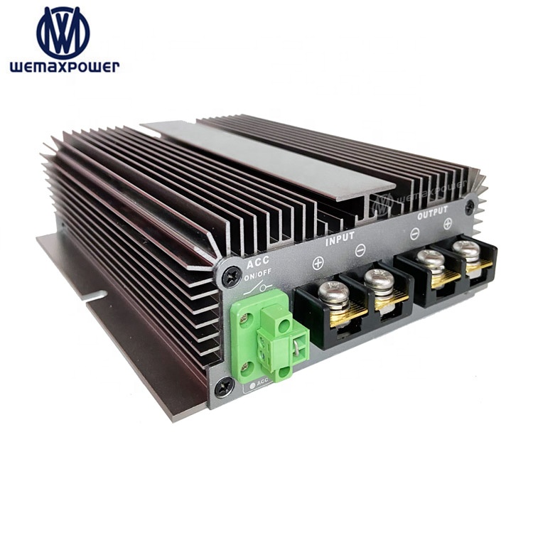 RVs Boat DC 12V-58.4V Single Output DC/DC Charger for Lithium Lifepo4 Battery with IP68 Waterproofing and 5A-60A Current