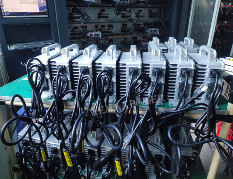 Battery charger internals