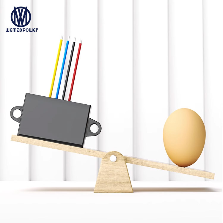 High Quality 12V/24V 12VDC 5A 36W Isolated DC/DC Converter 9-36V Input Voltage Regulator Single Phase IP68 Waterproof for Motor