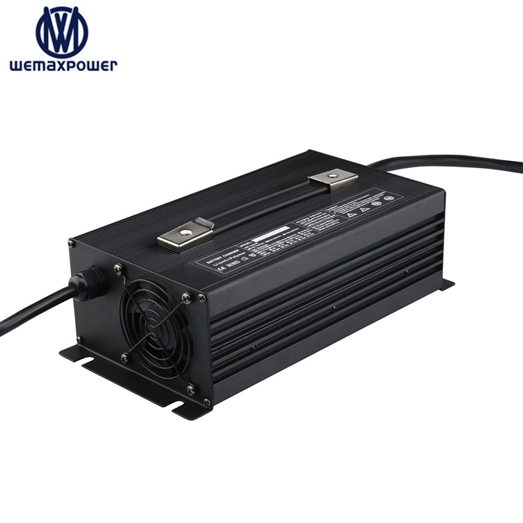 Electric Boat /cars / Forklift /cleaning Machine/ 4-wheels Vehicles 100-240VAC to 12V (14.6V ) 50A Automatic Battery Charger