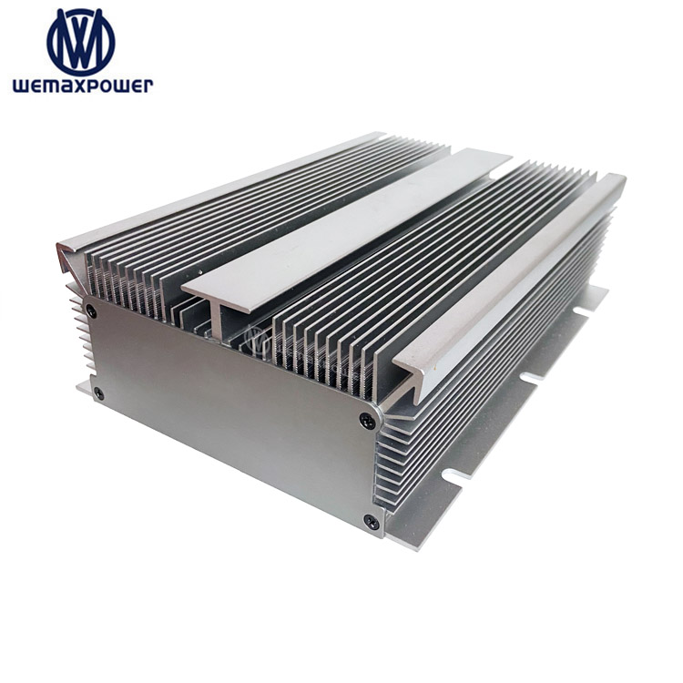 Wemaxpower 12V (12.5V to 16V) to 14.6V 80A DC to DC  Life-po4 Lithium Battery Charger Constant Current for RVs Boat Truck
