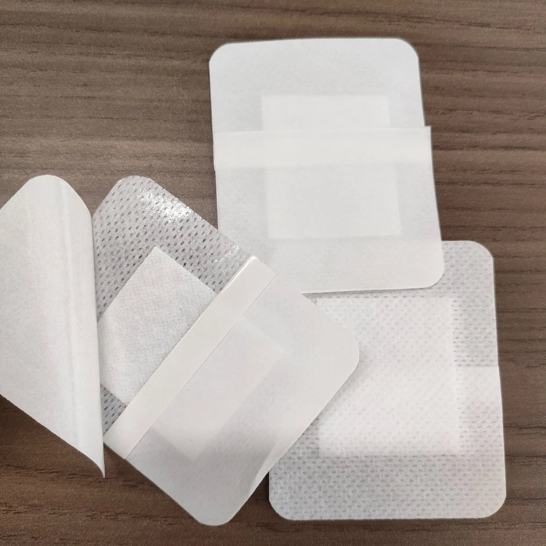 OEM Adhesive Disposable Sterile Wound Care Spunlace Non Woven Dressings Padwith ISO FDA CE