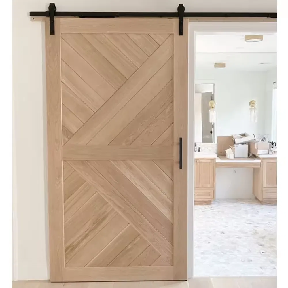 Villa Painting Solid Wood Wooden Barn Timber Door with Hardwares