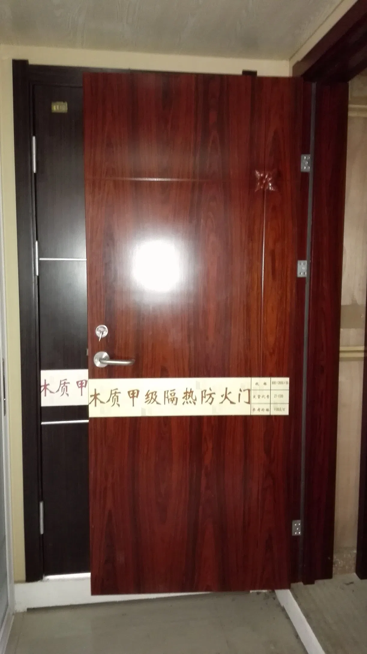 Solid Pine Wood Fire Rated Door Timber Door Frame