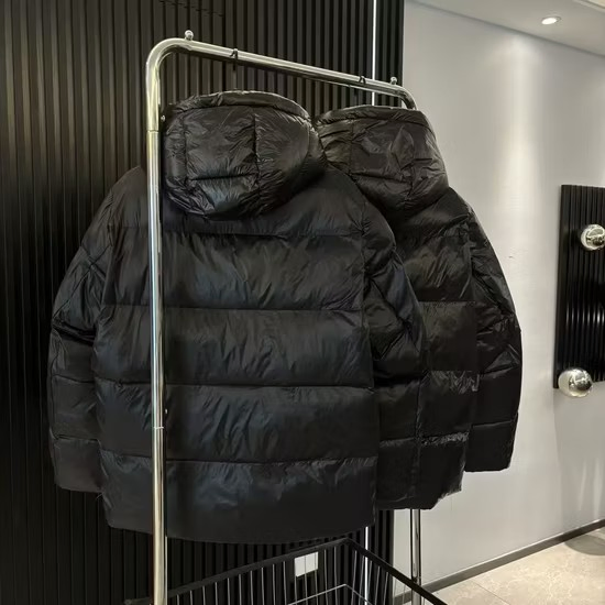 2025 Winter New Thes Norths Faces Black Gold Hooded Down Jacket Puffer Jacket