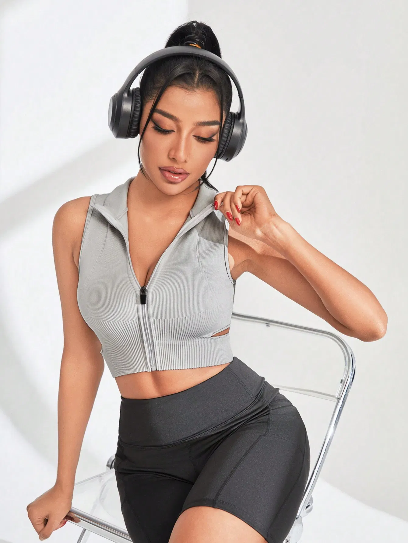 Moisture-Wicking Breathable Yoga Tops for Women - Ideal for High-Impact Workouts