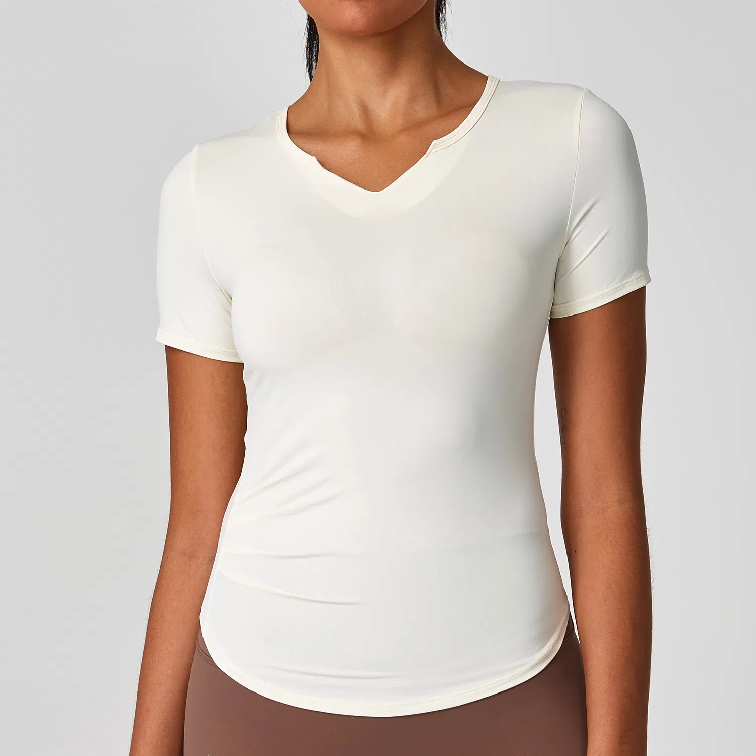 Stretchy Gym Wear Yoga Top Wear Moisture Wicking Crew Neck Fashion Clothes