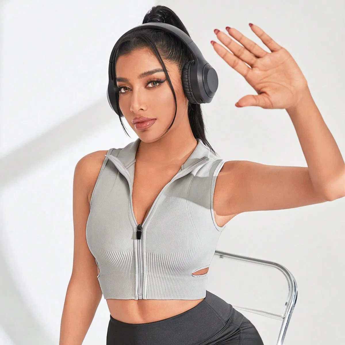 Moisture-Wicking Breathable Yoga Tops for Women - Ideal for High-Impact Workouts