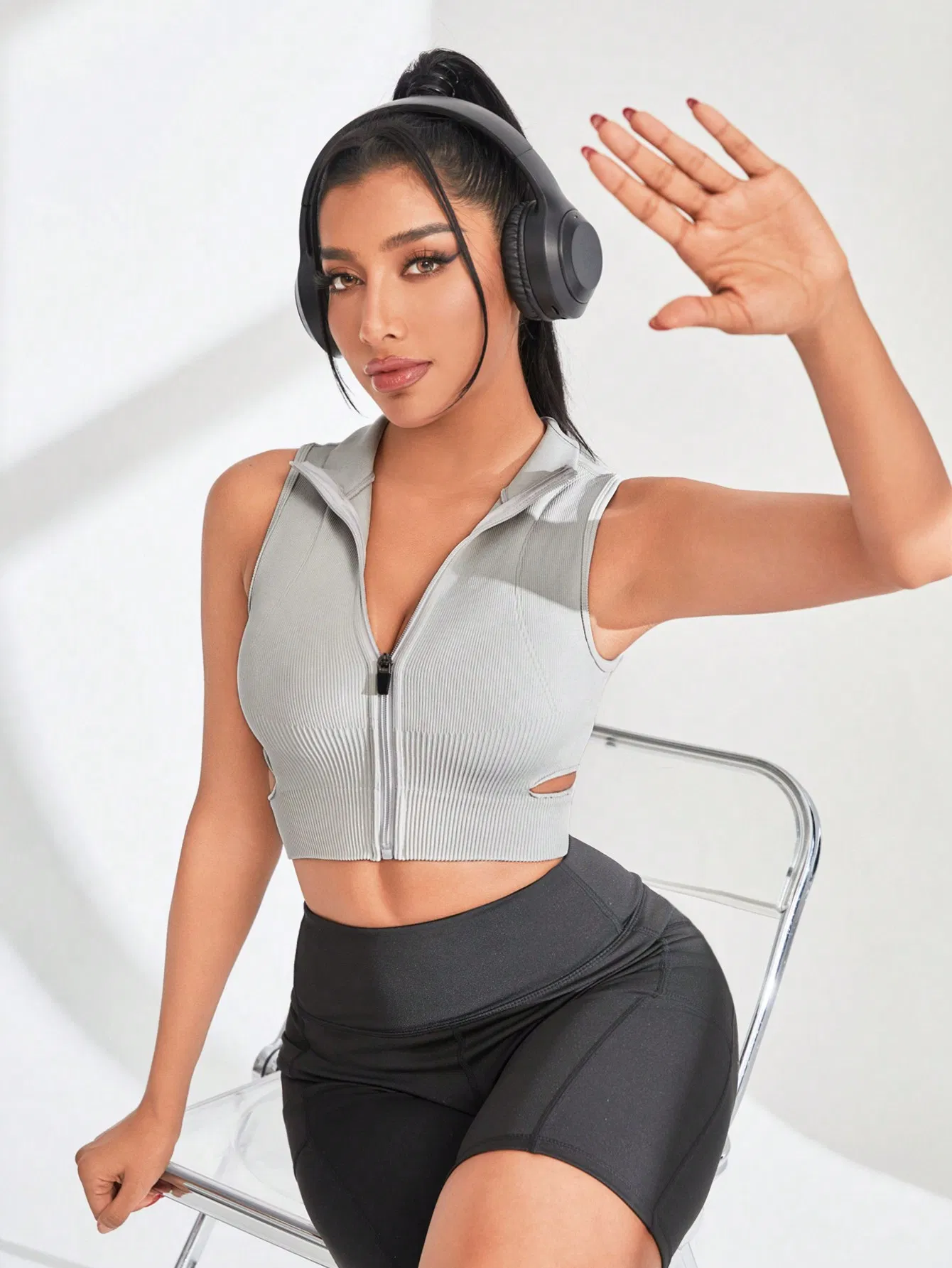 Moisture-Wicking Breathable Yoga Tops for Women - Ideal for High-Impact Workouts