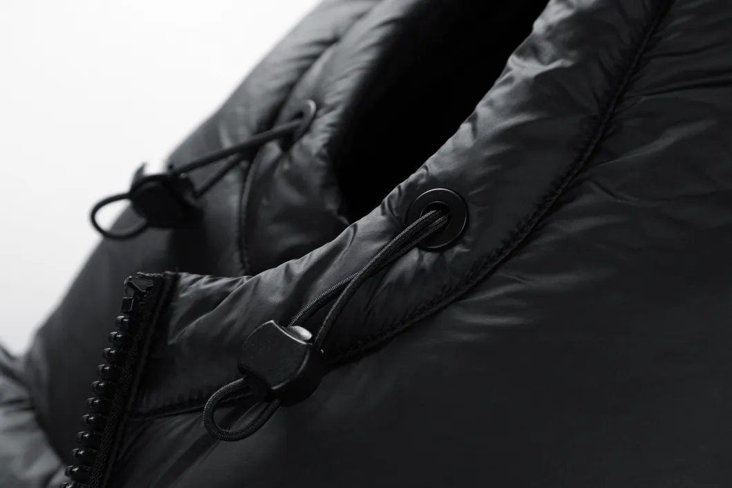 Puffer Jacket Detail 3