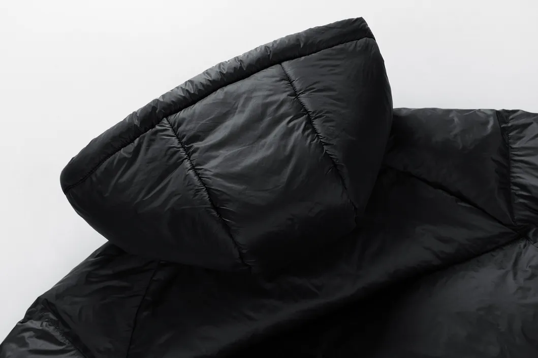 Puffer Jacket Detail 2