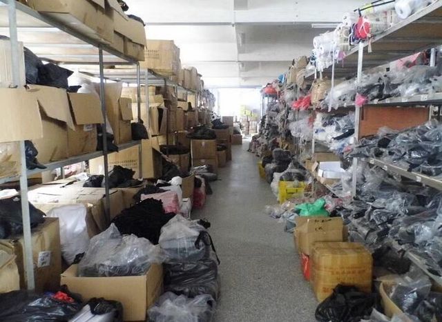 Professional ski wear and snowboard apparel with waterproof and breathable performance features