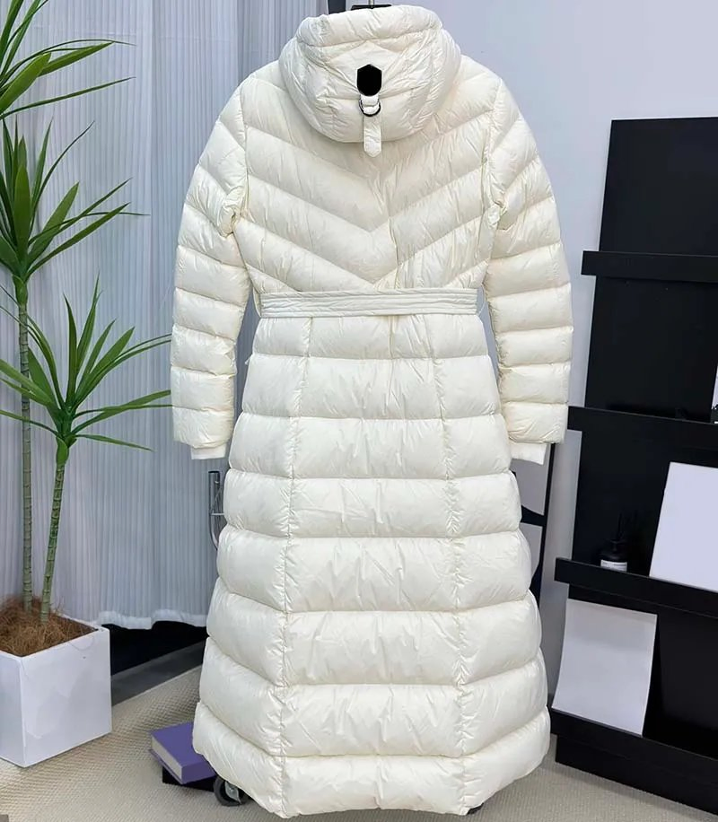 Outdoor Fashion Women Long Down Jacket Waist Tie Puffer Jacket Winter Hooded Warm Coat Xs-XL Clothes