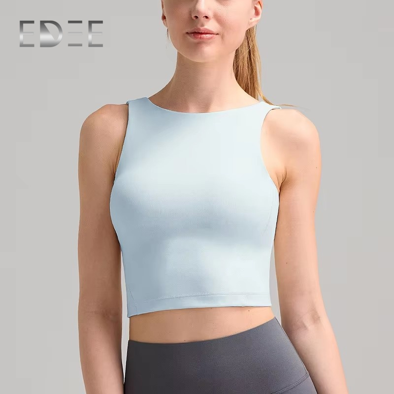 Lightweight Moisture-Wicking Yoga Tank Top for All-Day Comfort