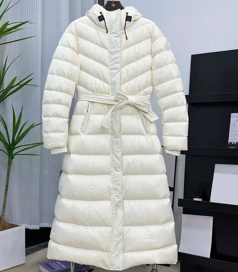 Outdoor Fashion Women Long Down Jacket Waist Tie Puffer Jacket Winter Hooded Warm Coat Xs-XL Clothes