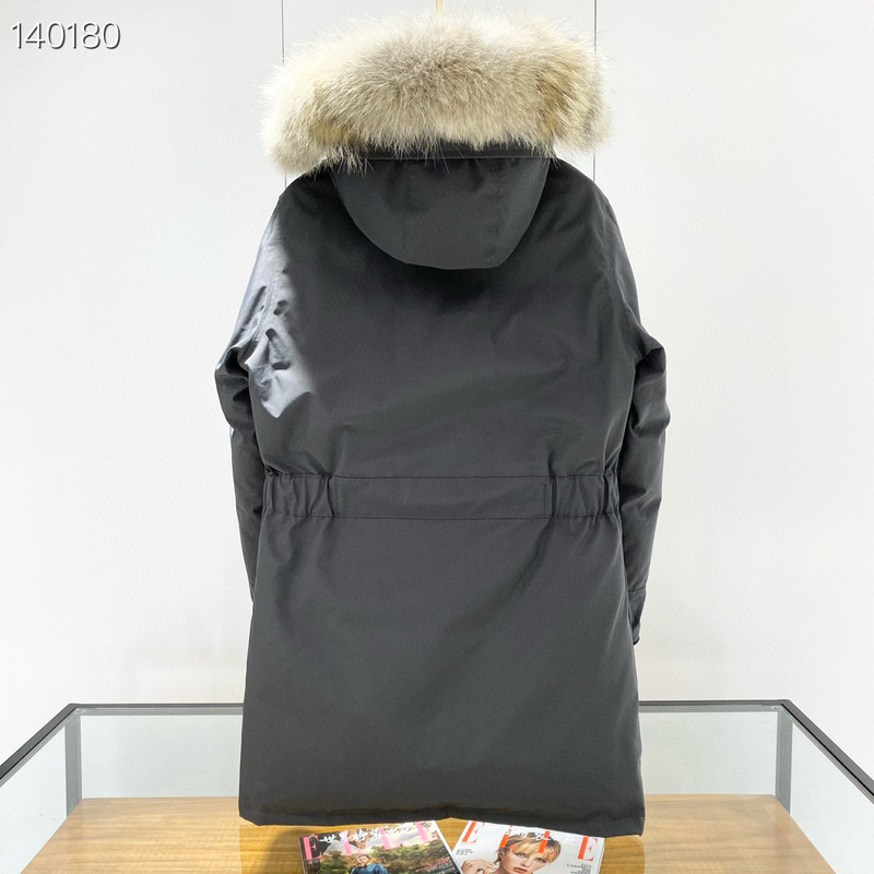 Custom Logo High Quality Padded Thick Goose Warm Breathable Waterproof Packable Outdoor Leisure Sports Goose Down Jacket