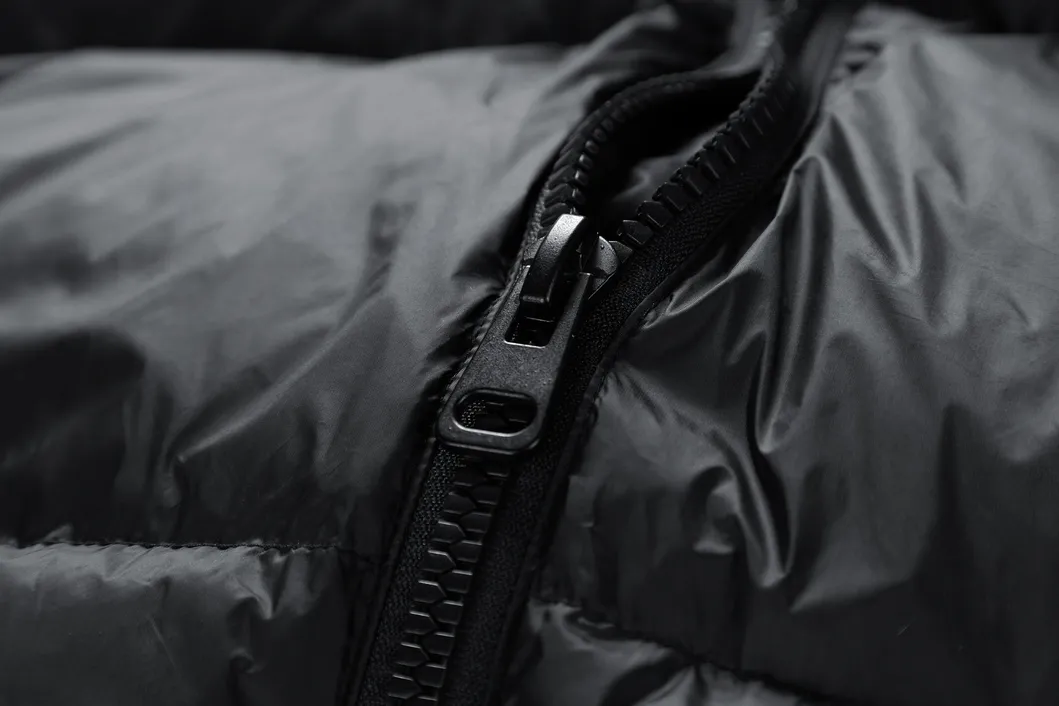 Puffer Jacket Detail 4