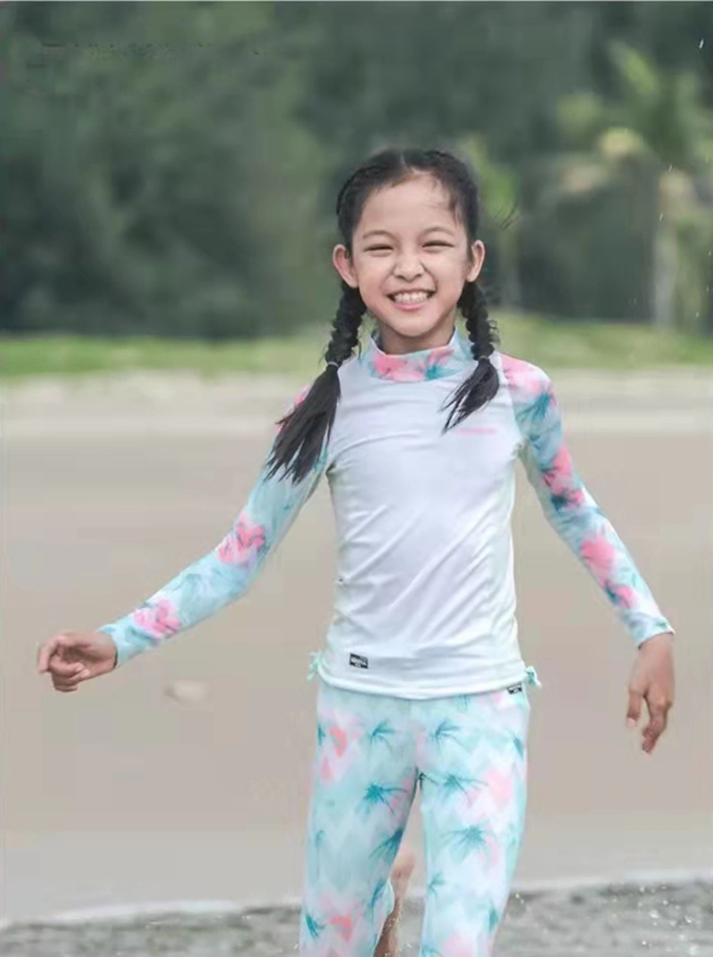 Best Chocie and Selling Girls Kids Long Sleeve Rashguard Swimsuit, Swimwear, Sunsuit with UV 50+ Sun Protection