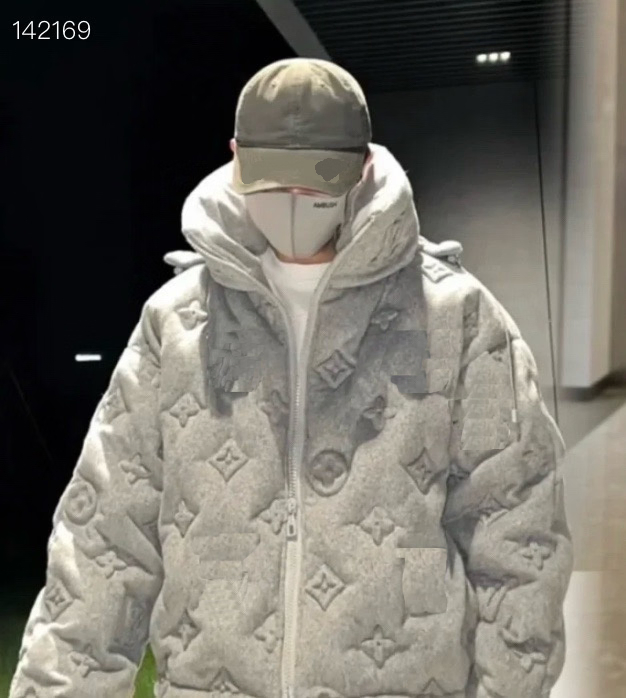 Custom Warm Winter Clothes Down Jackets Puffer Coats Male Coat Designer Branded Men's Hooded Goose Down Jacket 1: 1 Refined Replica Product