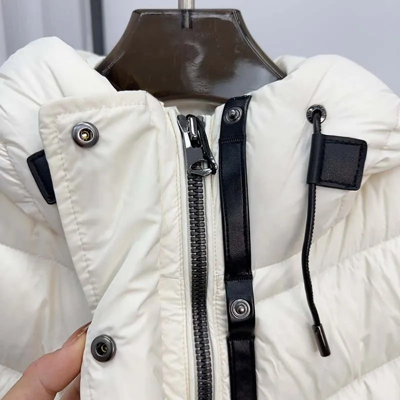 Outdoor Fashion Women Long Down Jacket Waist Tie Puffer Jacket Winter Hooded Warm Coat Xs-XL Clothes