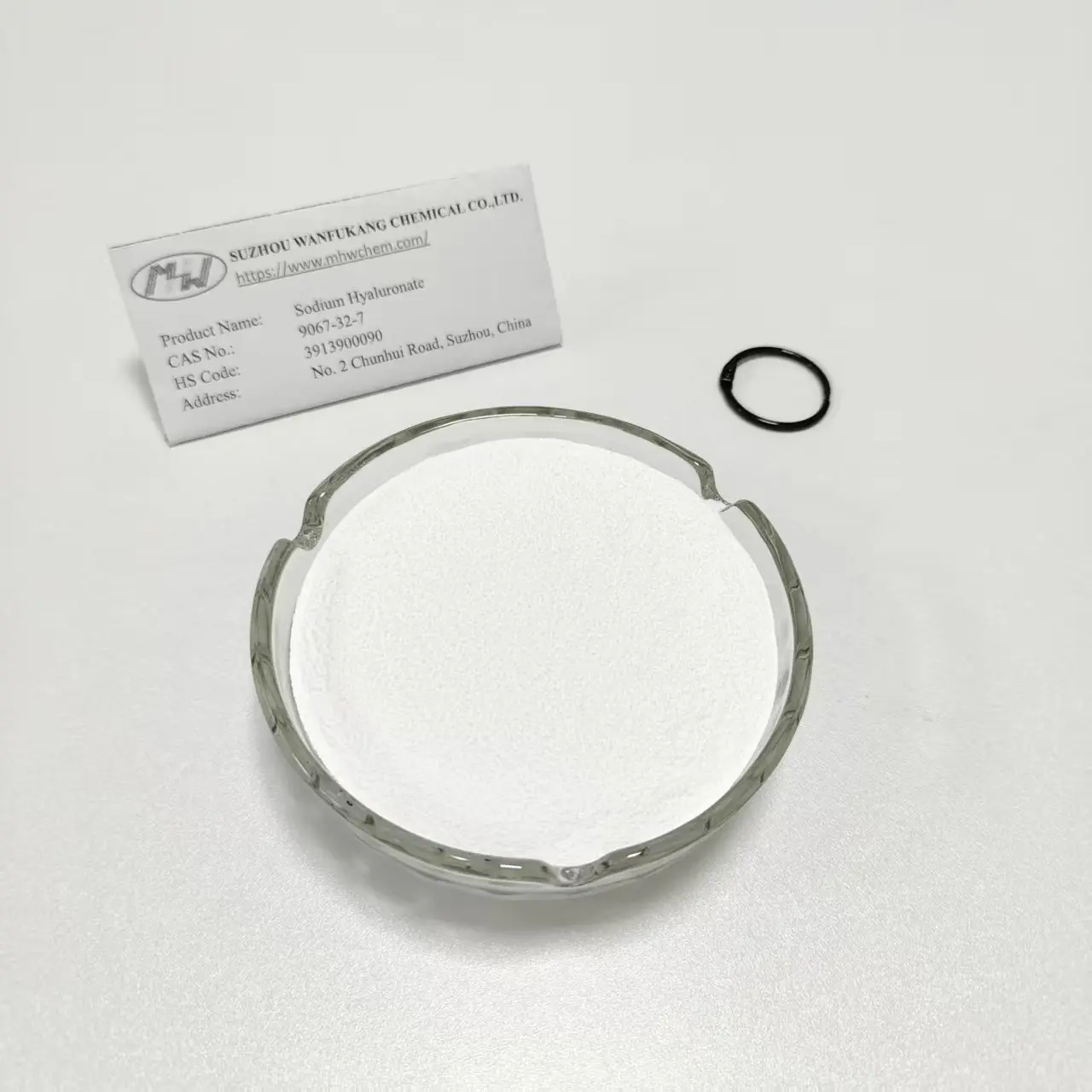 China Competitive Price Injection Grade Sodium Hyaluronate Powder Manufacturer, Supplier