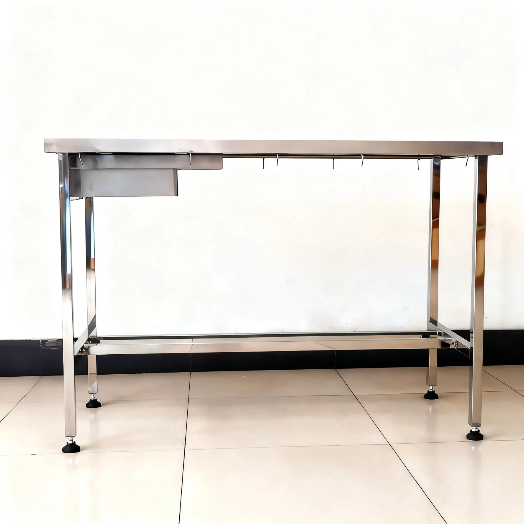 Veterinary Equipment Examination Table Designed for Efficient Pet Assessments and Care