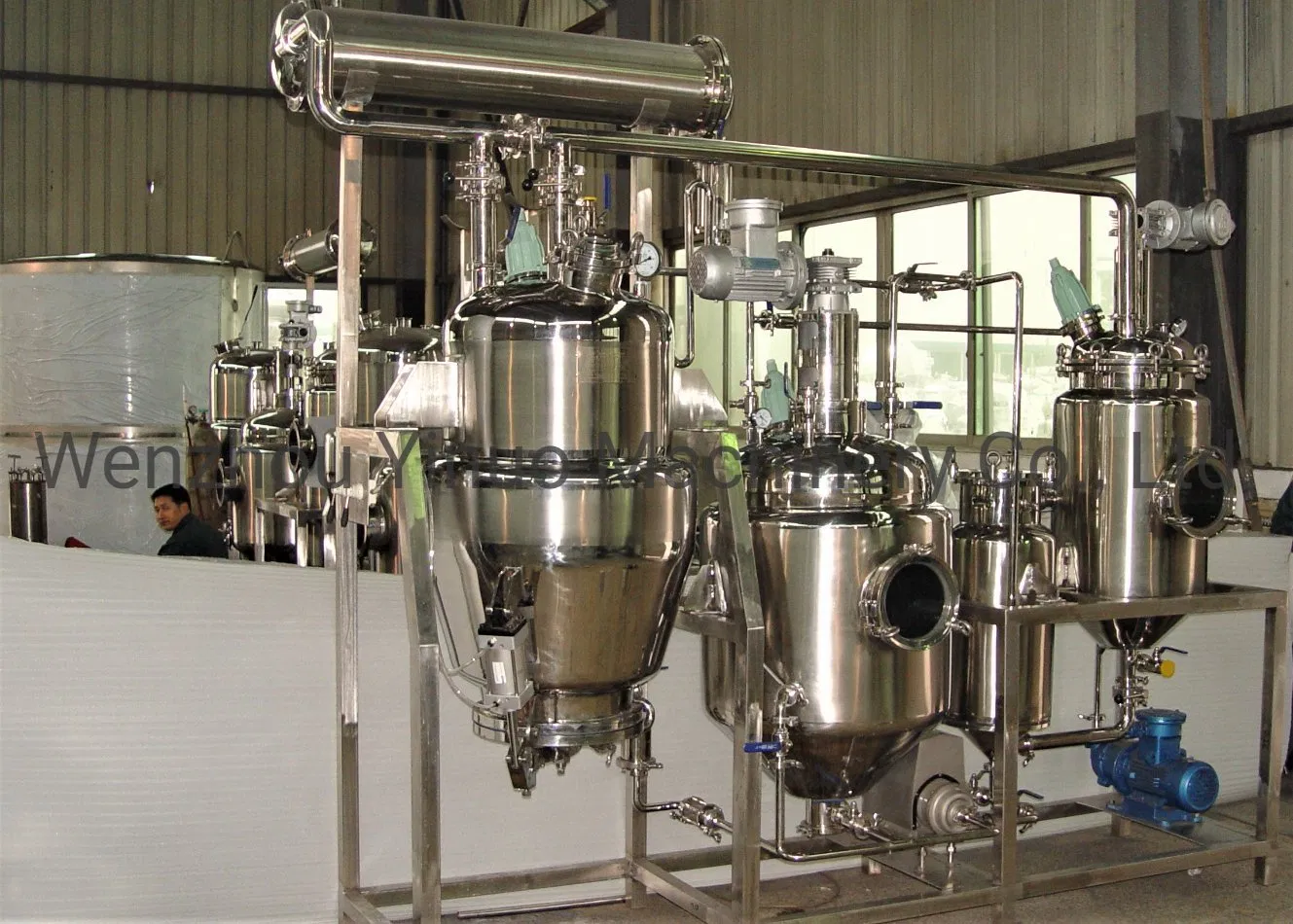 Multifunctional Laboratory Small Scale Mini Herbal Extraction Equipment