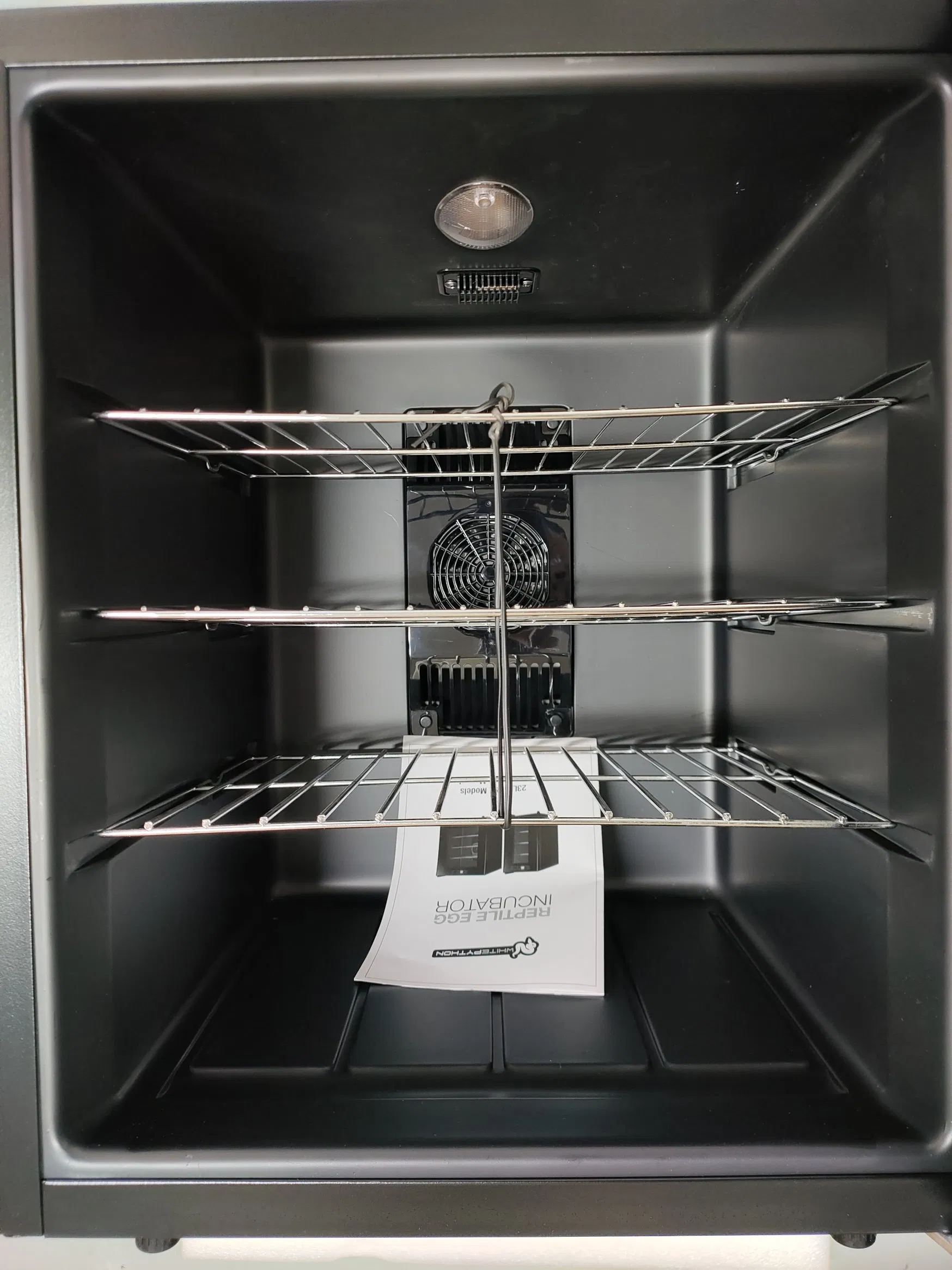 Intelligent Pet Reptiles Incubator Turtle Incubator Lizard Parrot Snake Egg Incubation with Heating Refrigerationno Reviews Yet