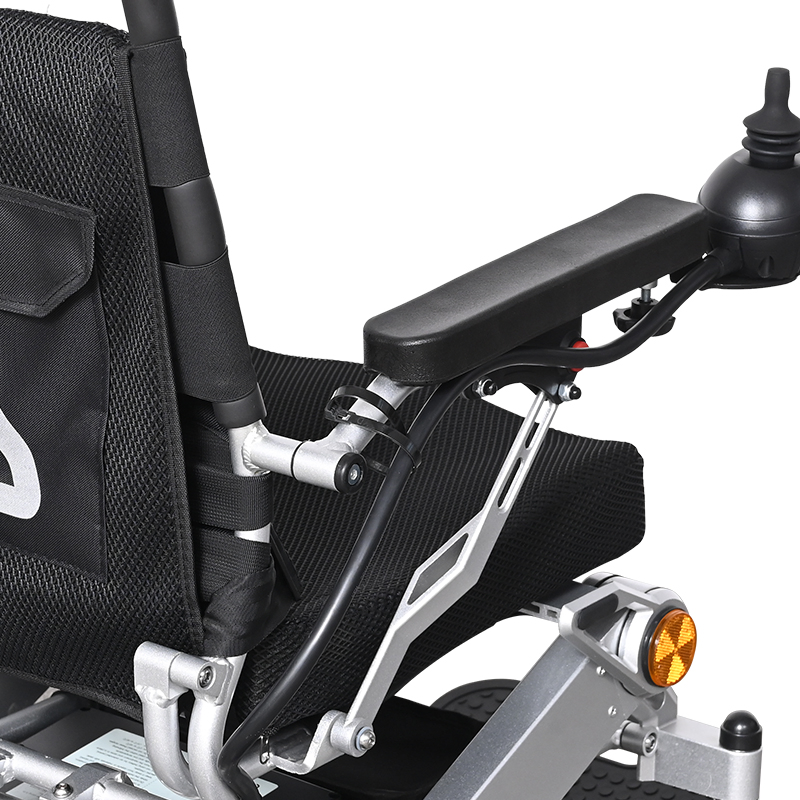 [Pw-6016A] Foldable Electric Powered Active Reclining Wheelchair with Backrest, Brakes and Joystick Control in Aluminum Alloy or Steel as Hospital Furniture