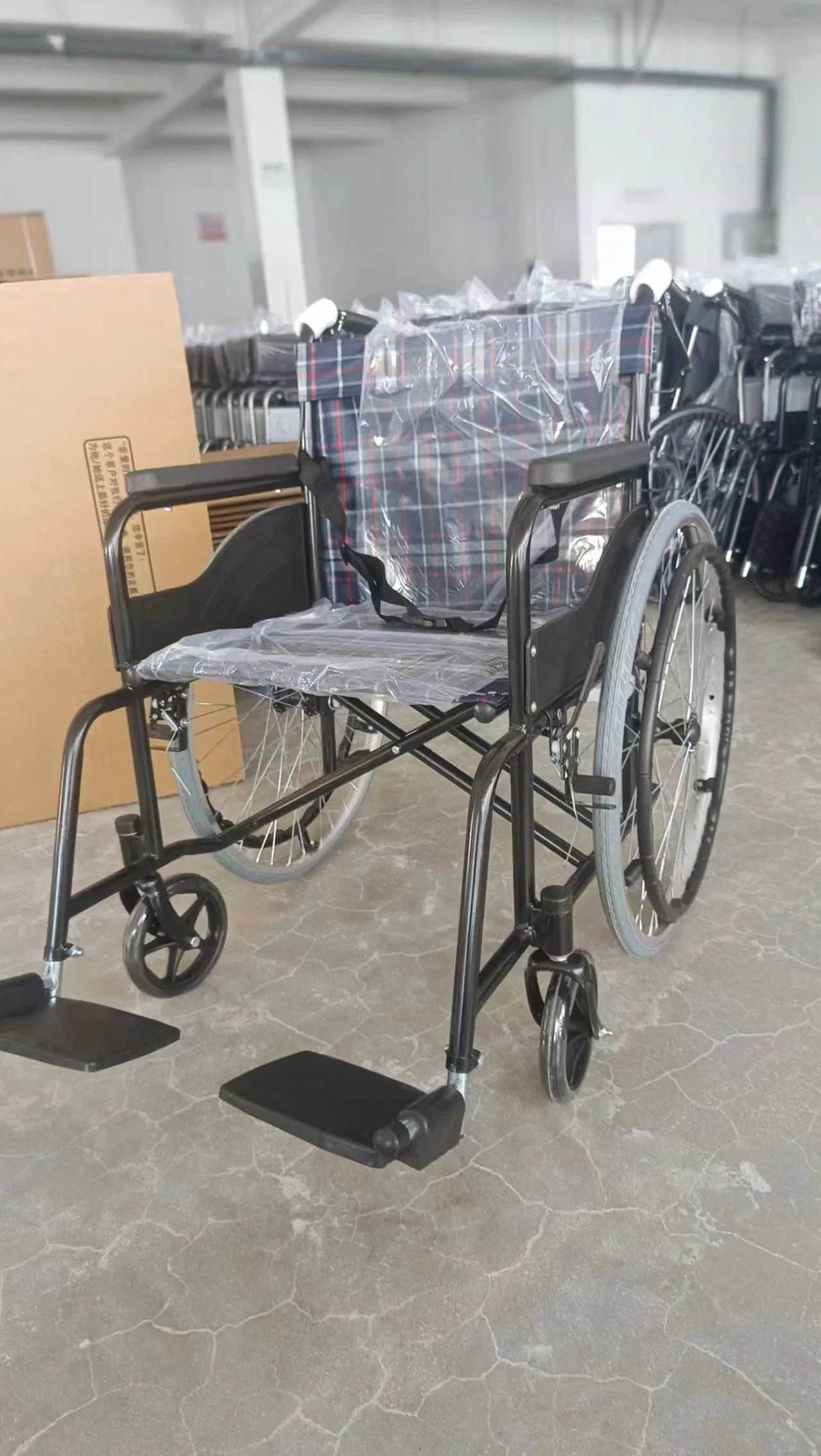 Manual Wheelchair Carbon Steel Bariatric Fat Person Disabled Hot Sales Extra Wide