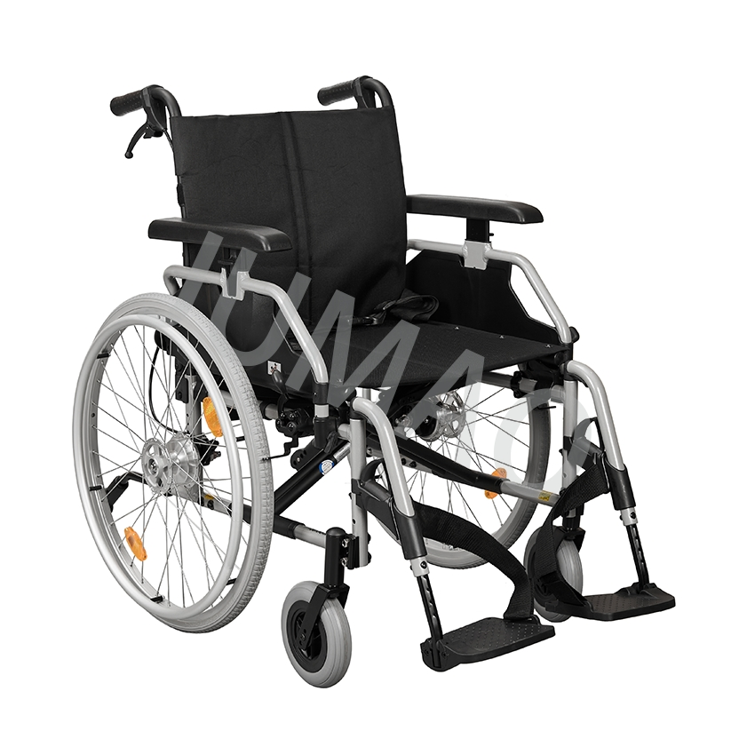 Bariatric Manual Wheelchair: Durable, Lightweight, 300lb Load Capacity