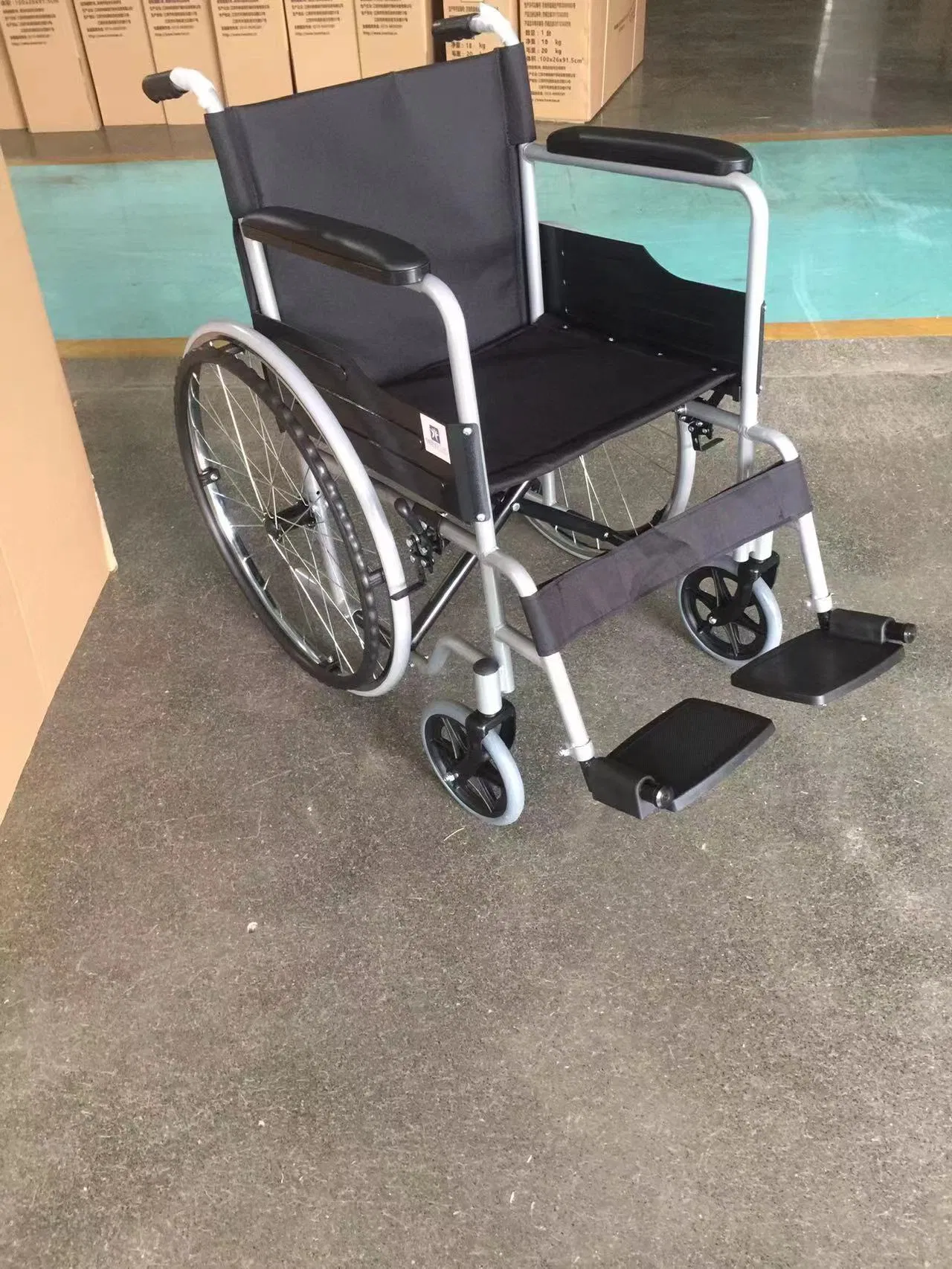 Swing-Away Footrest Folding Manual Standard Folding Sillas De Ruedas Wheelchair for Transport