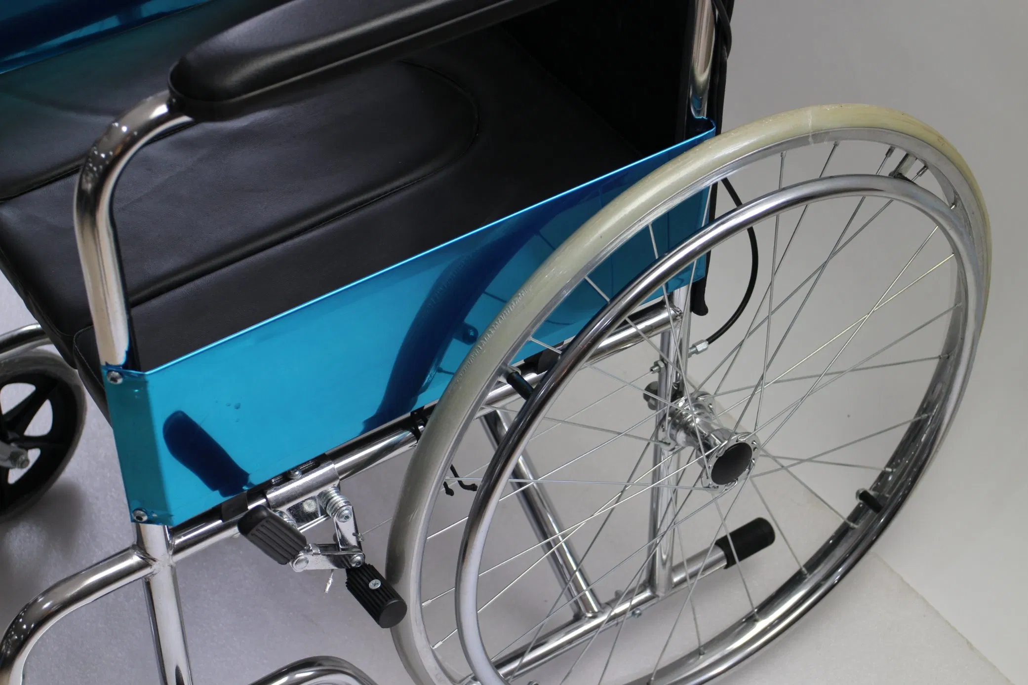 Aid Standing Brother Medical or Your Brand Disabled Electric Wheelchair Factory with CE