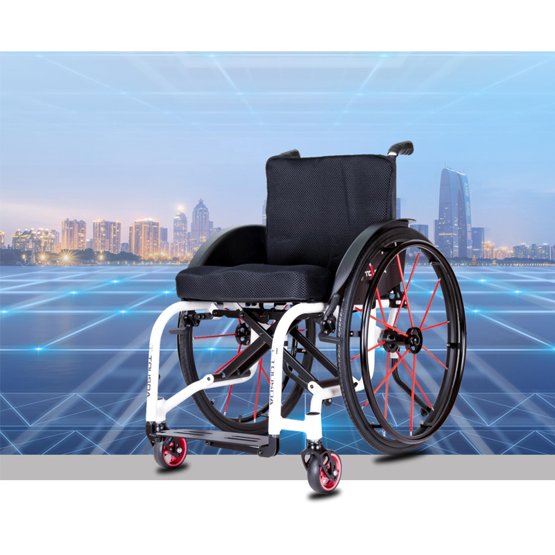 Patient Transfer Chair Lift Manual Wheelchair with Toilet Commode for Elderly Disabled Wheelchair Steel
