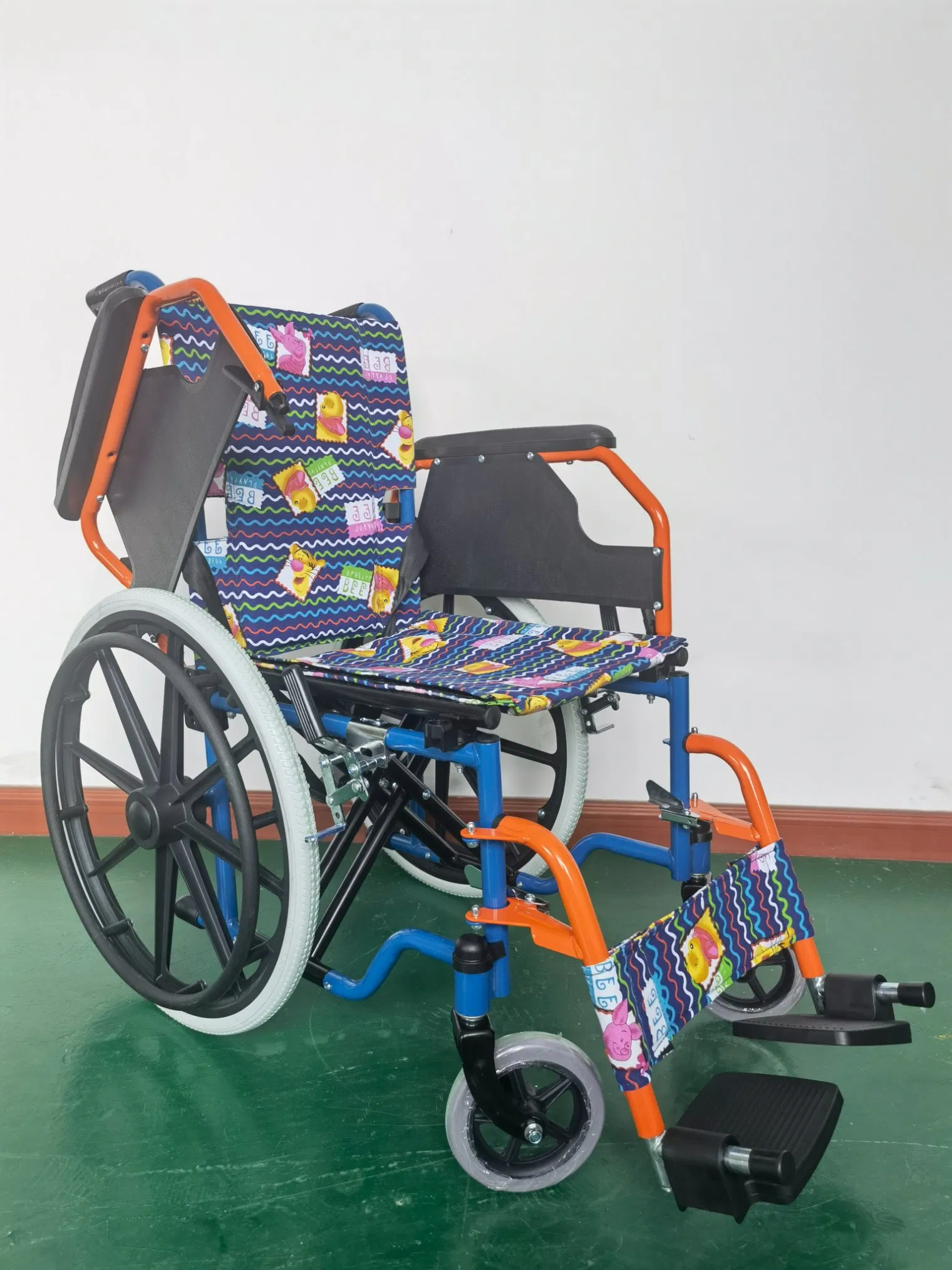 New Luxury Aluminum All Terrain off Road Foldable Portable Travel Remote Control Disabled Electric Wheel Chair for Adults Manual Medical Wheelchair