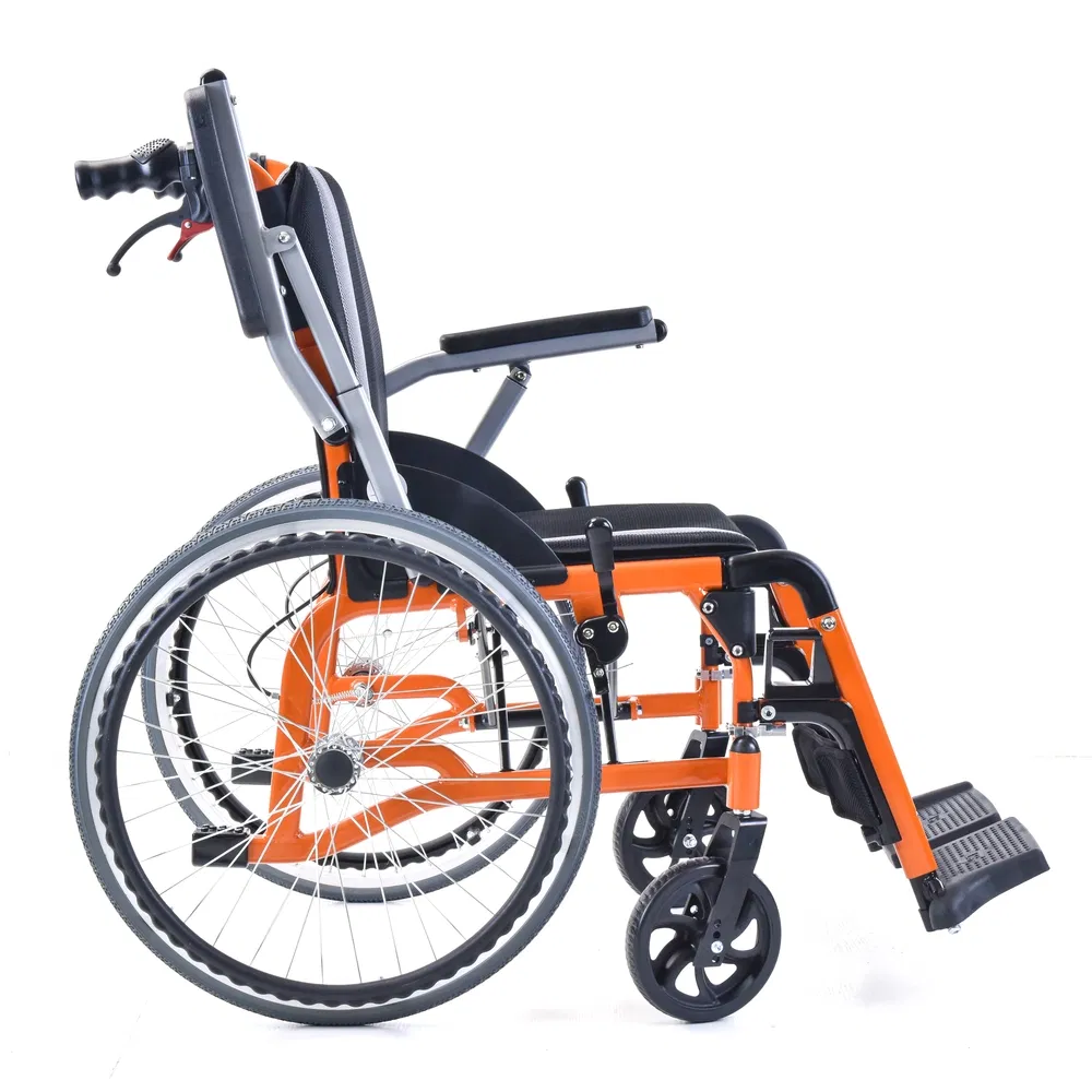 Syiv100-30A5 Feature Rich Manual Aid Wheelchair for Seniors' Daily Living