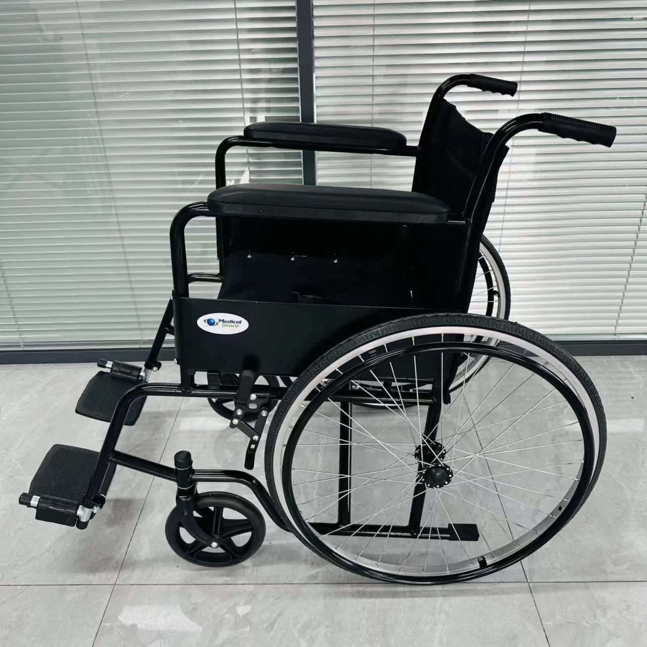 Wholesale Sturdy Steel Manual Wheelchair for Bariatric Disabled Users