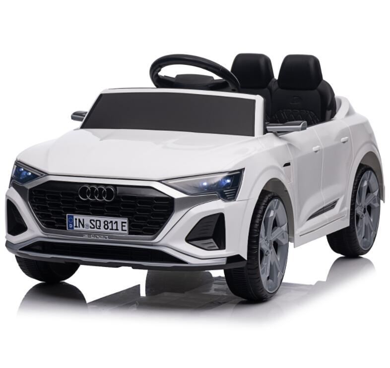 Audi Sq8 Licensed Electric Ride on Car with 2.4G RC