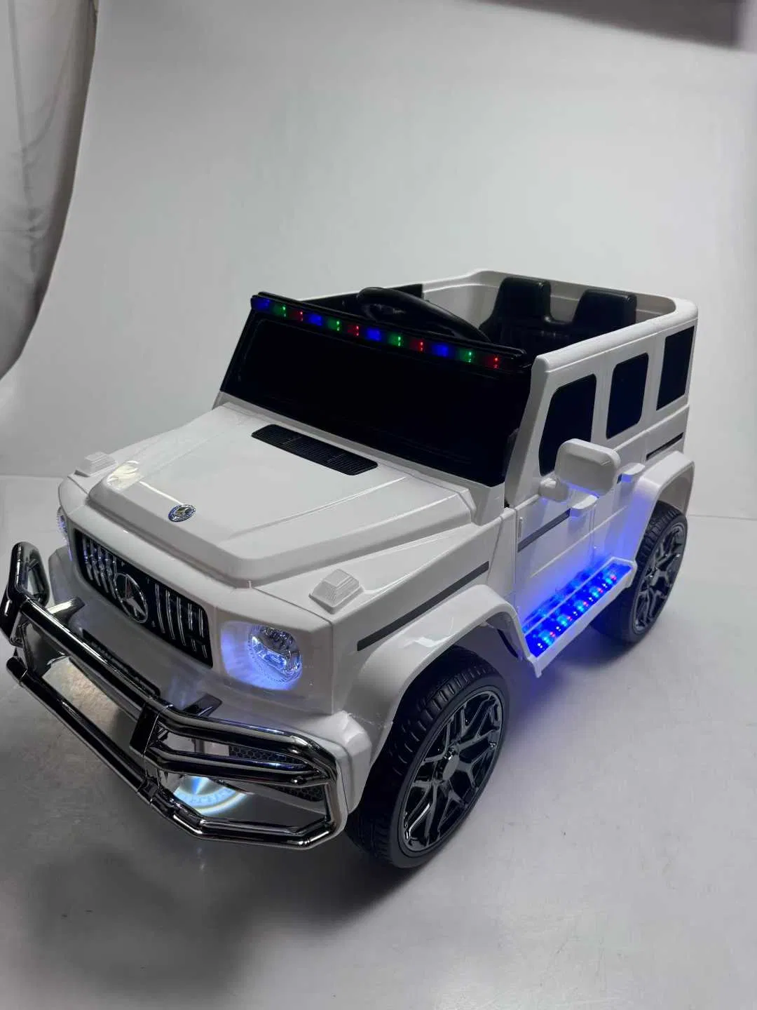 12V Battery Powered Electric Ride-on Car for Kids