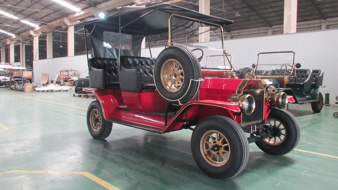 Vintage Style Battery Powered Classic Car for Kids