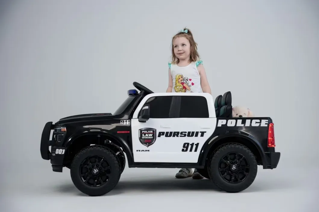 Electric Pickup Truck Detail 1