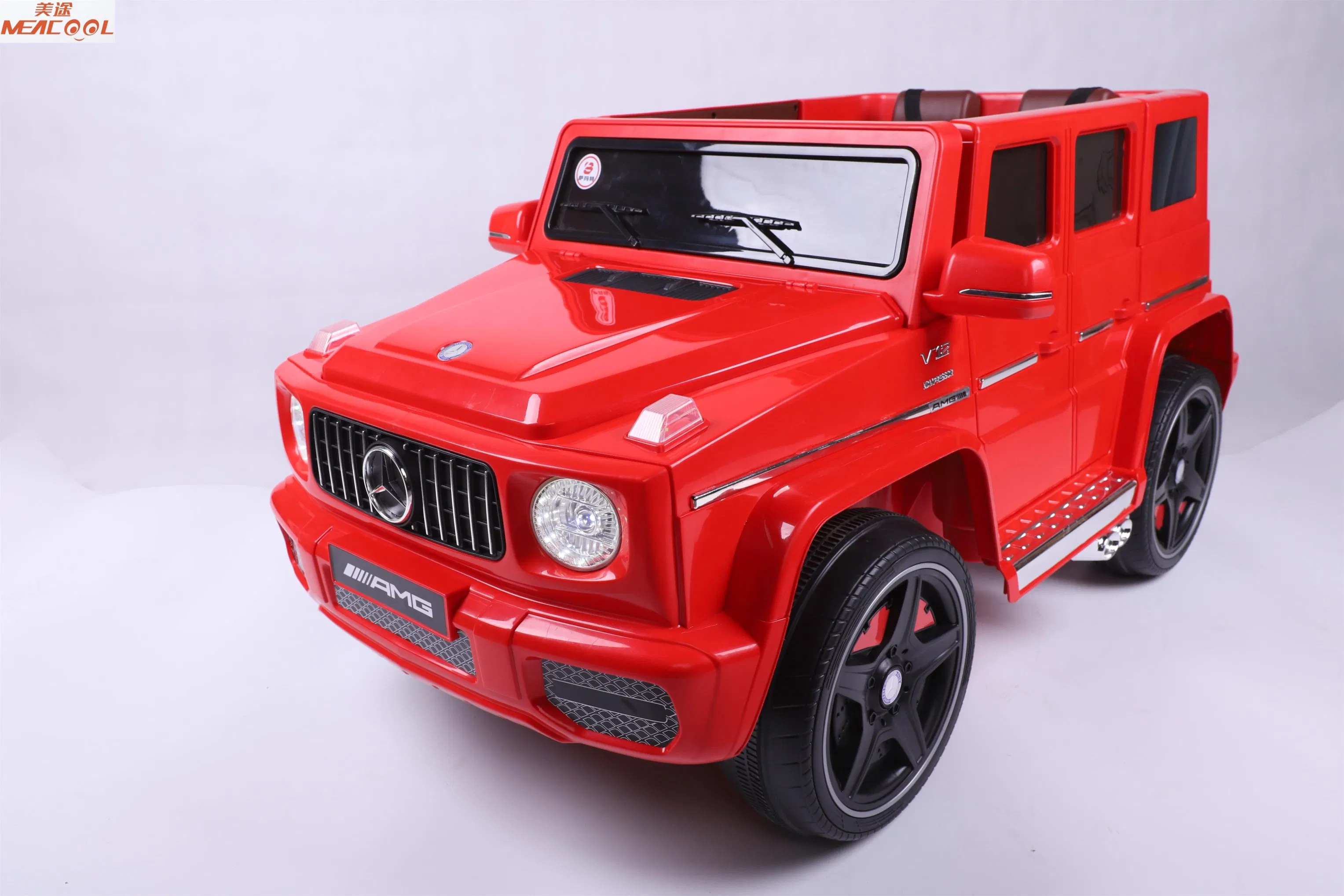 Most Popular Leather Seat Kids Toy Car 4WD Mini Electric Car with Front and Rear LED