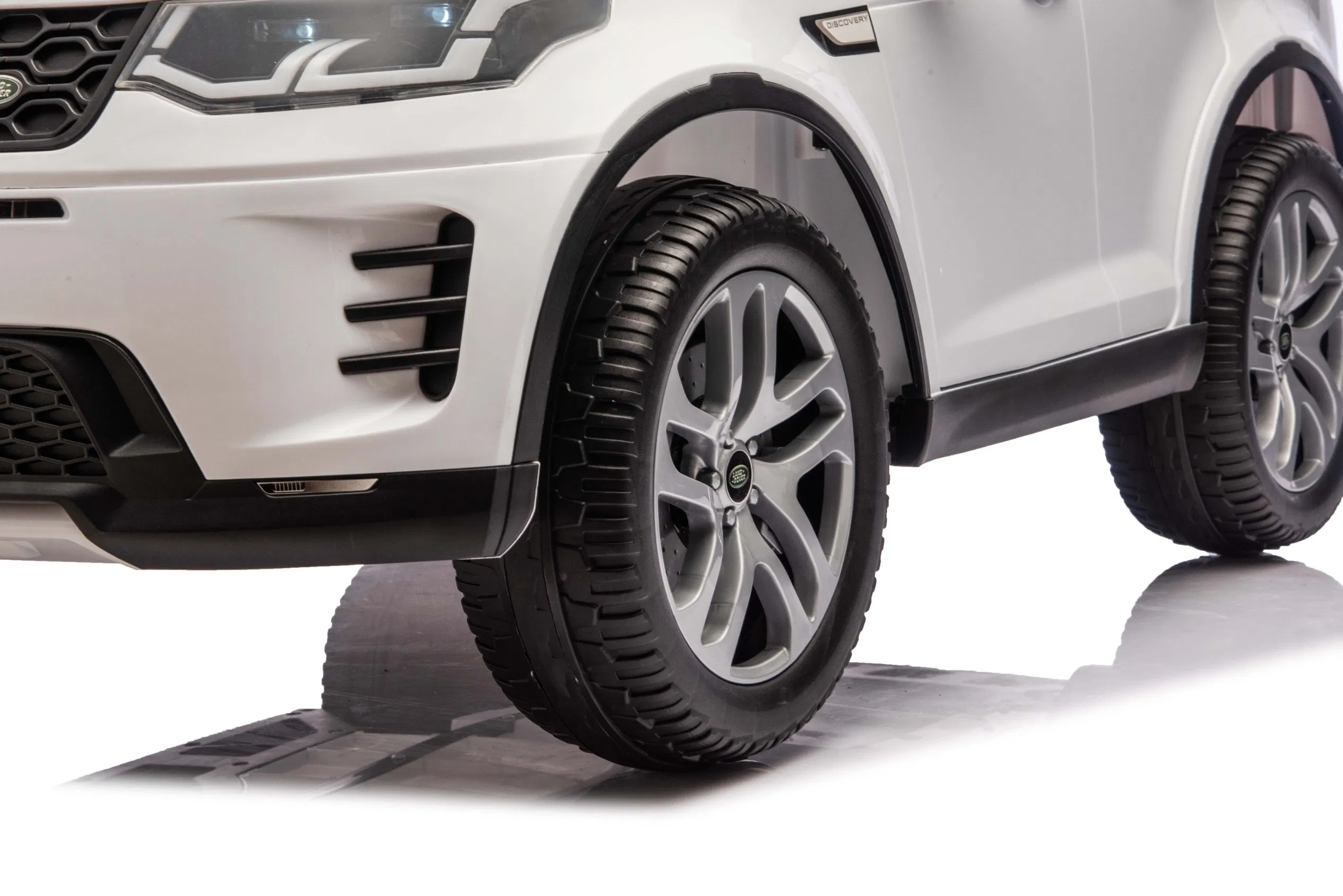 Premium Range Rover Licensed Electric Car for Kids with LED Lights &amp; Safety Belt-White