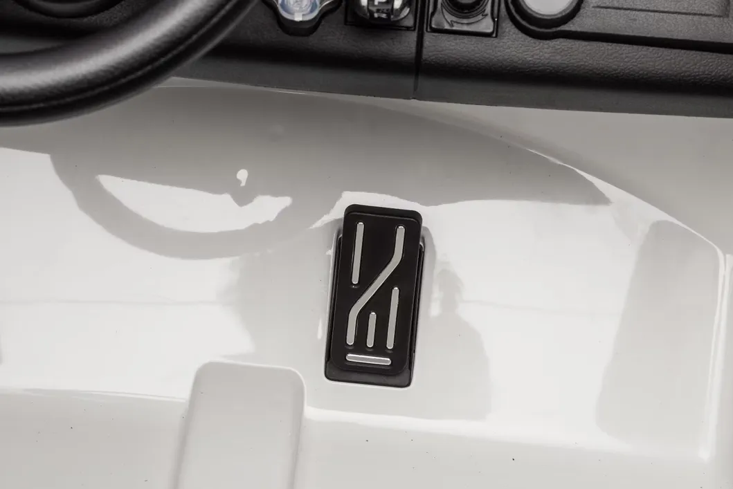 Ride on car control panel