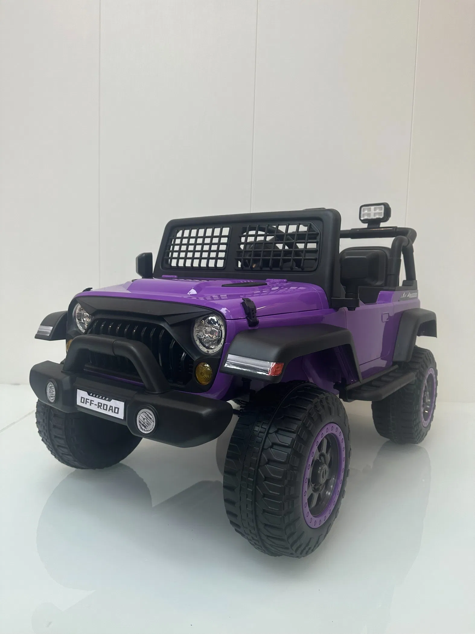 2025 Newest Kids Electric Car 12V/24V Rechargeable off-Road Cars Kids Electric SUV Cars Ride on Electric Kids Car