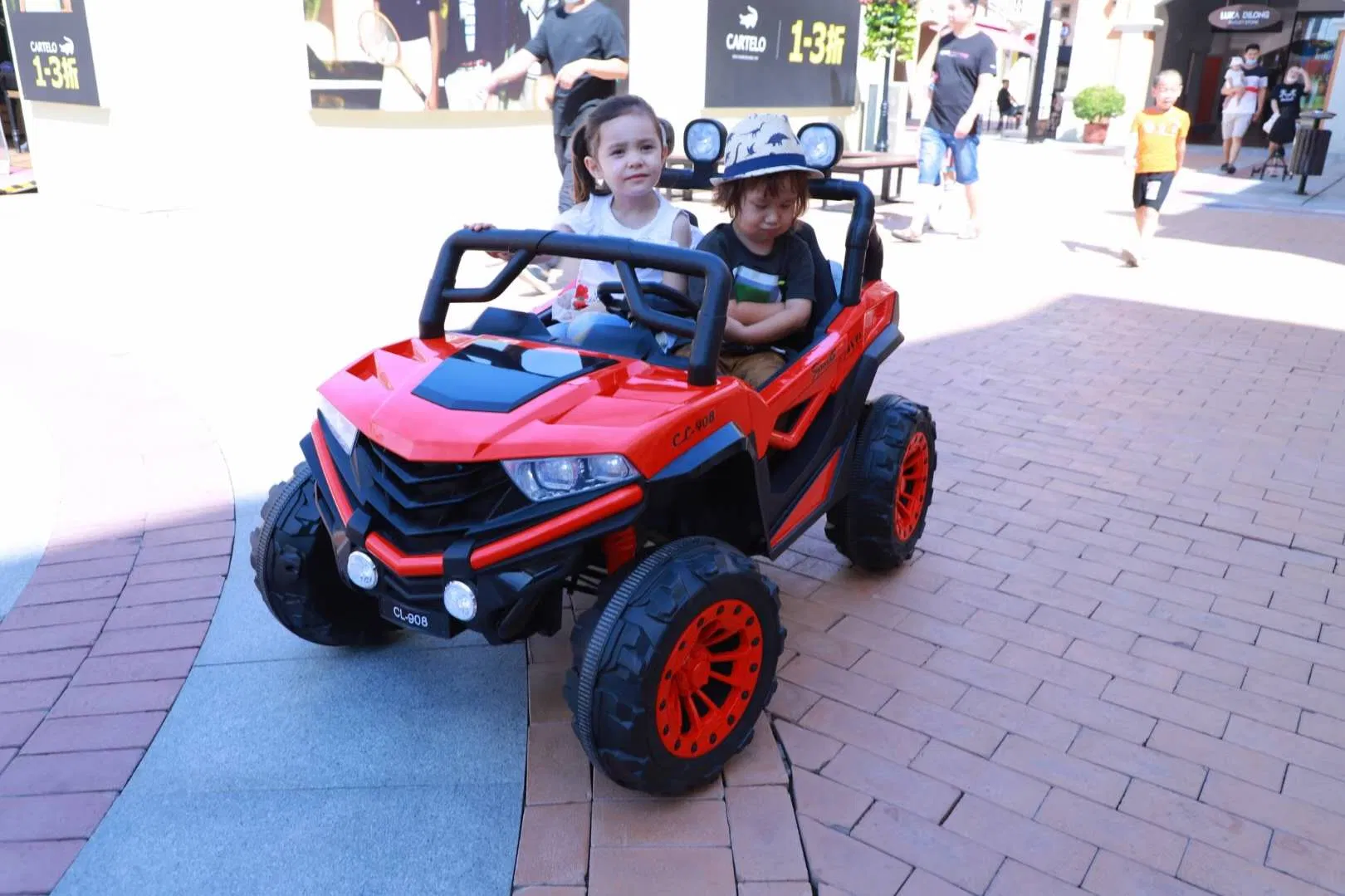 China Supplier Kids Electric Car Rechargeable Car with Four-Wheels Electric Kids Ride on Car Baby Can Drive Double Open Door Car with 2 Seats Kids Cars