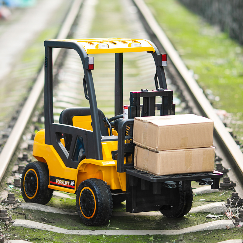 OEM ODM High Quality Battery Operated Children Rechargeable Forklift Truck Toy Kids Driving Electric Cars with Remote Control