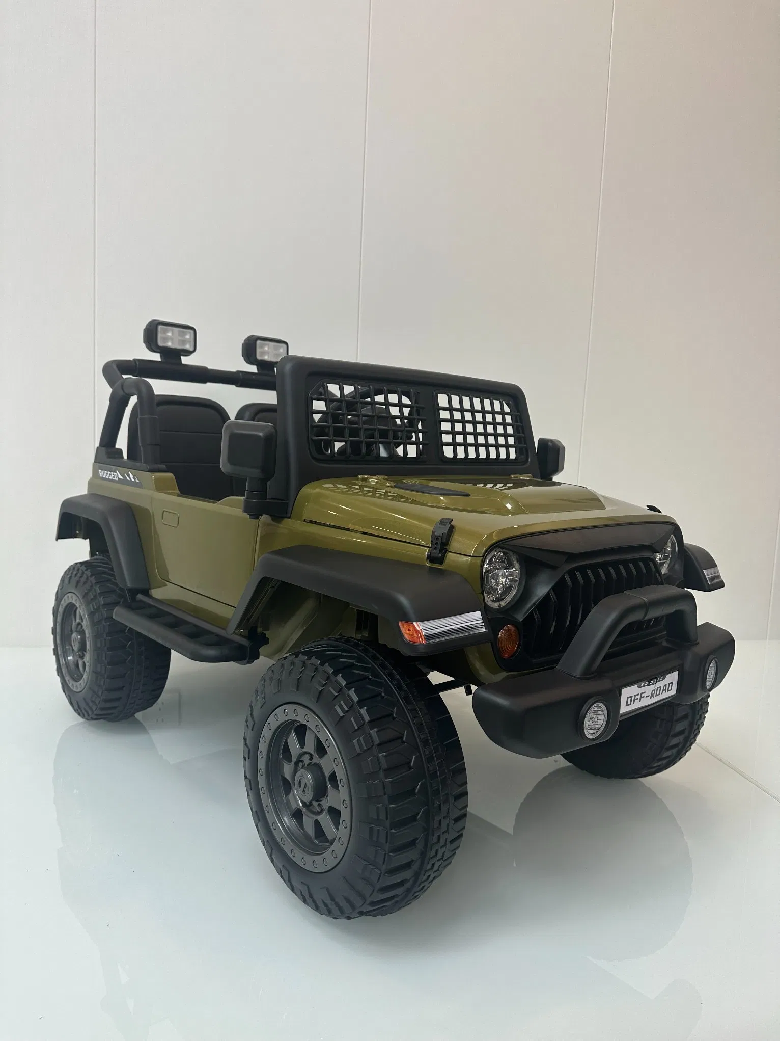 2025 Newest Kids Electric Car 12V/24V Rechargeable off-Road Cars Kids Electric SUV Cars Ride on Electric Kids Car