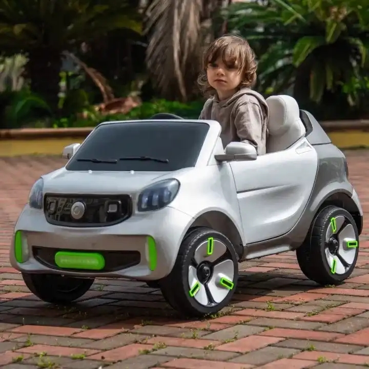 New Style Giant Plastic Children Dual Drive Remote Cars Toy to Drive Kids Electric Power Wheel Ride on Cars