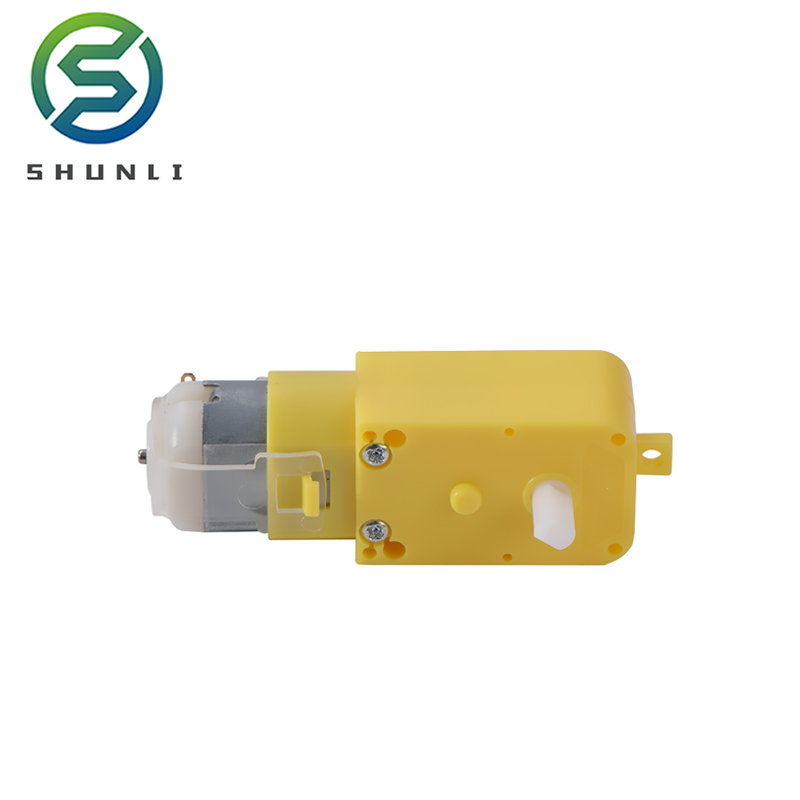 Yellow Plastic DC Motor with Wheel for Basic Projects and Toy